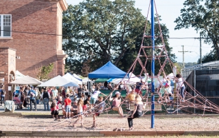 Oaklands Sunset Market